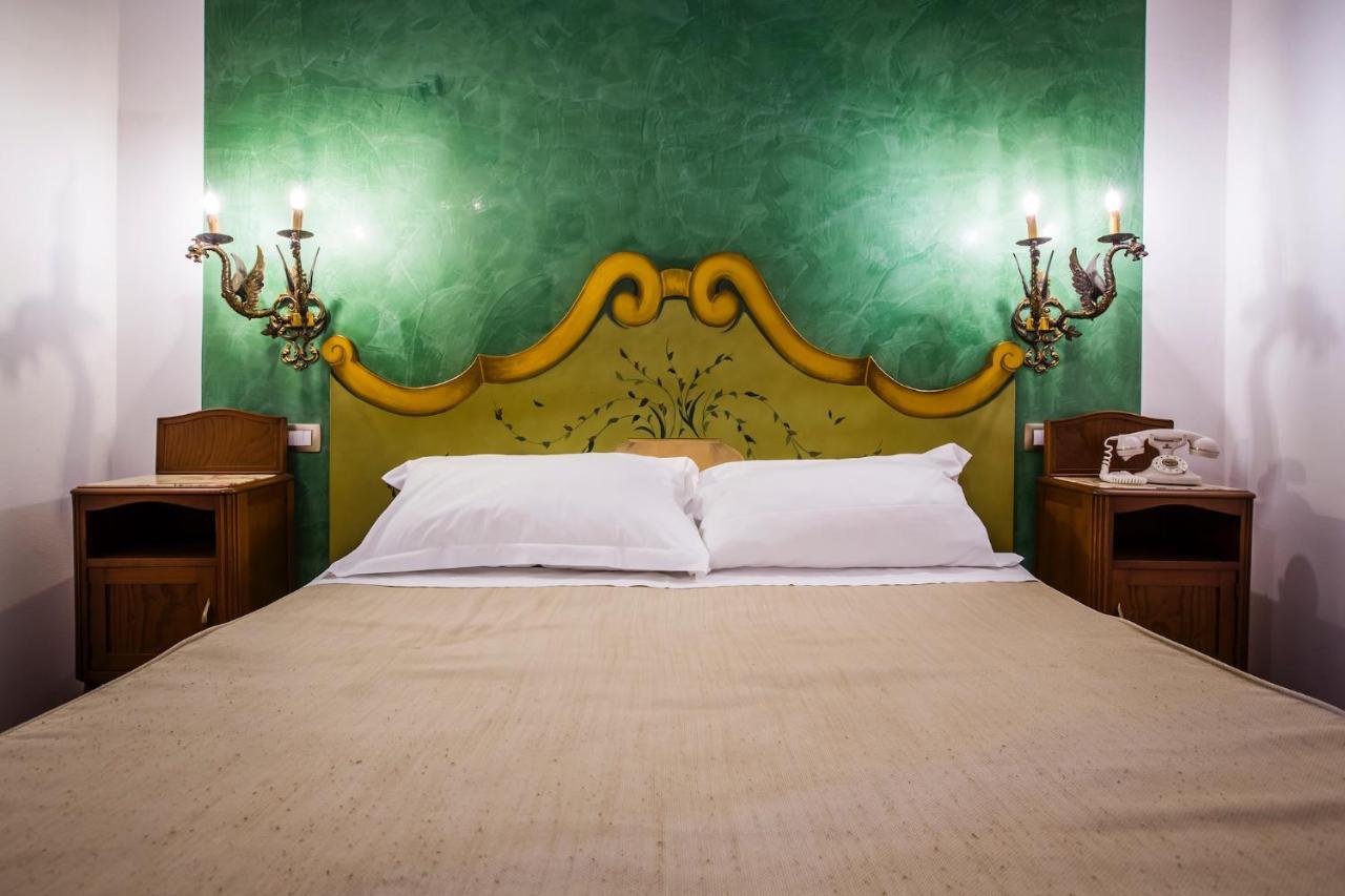 Palazzo Giunta - Porta Marina Ortigia Bed and Breakfast Συρακούσες Εξωτερικό φωτογραφία