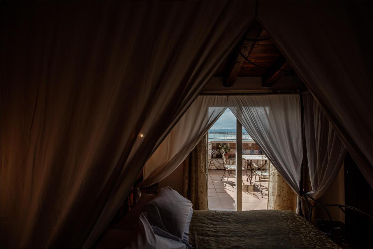 Palazzo Giunta - Porta Marina Ortigia Bed and Breakfast Συρακούσες Εξωτερικό φωτογραφία