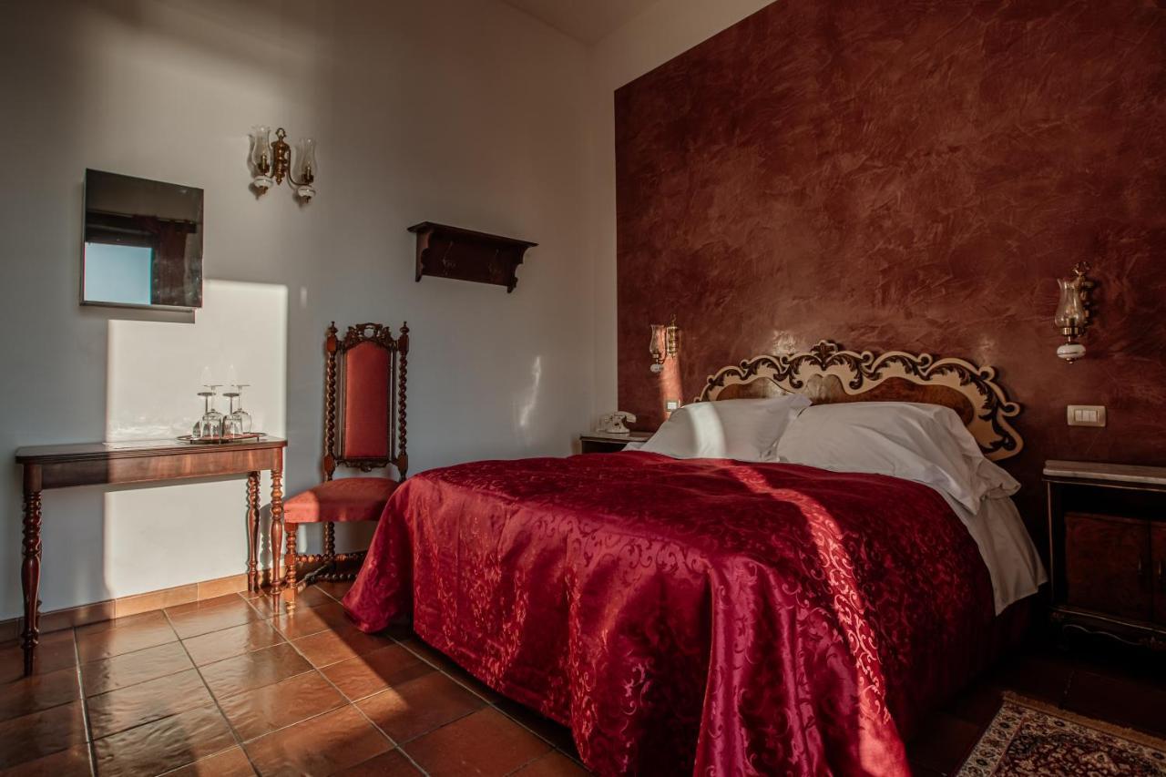 Palazzo Giunta - Porta Marina Ortigia Bed and Breakfast Συρακούσες Εξωτερικό φωτογραφία
