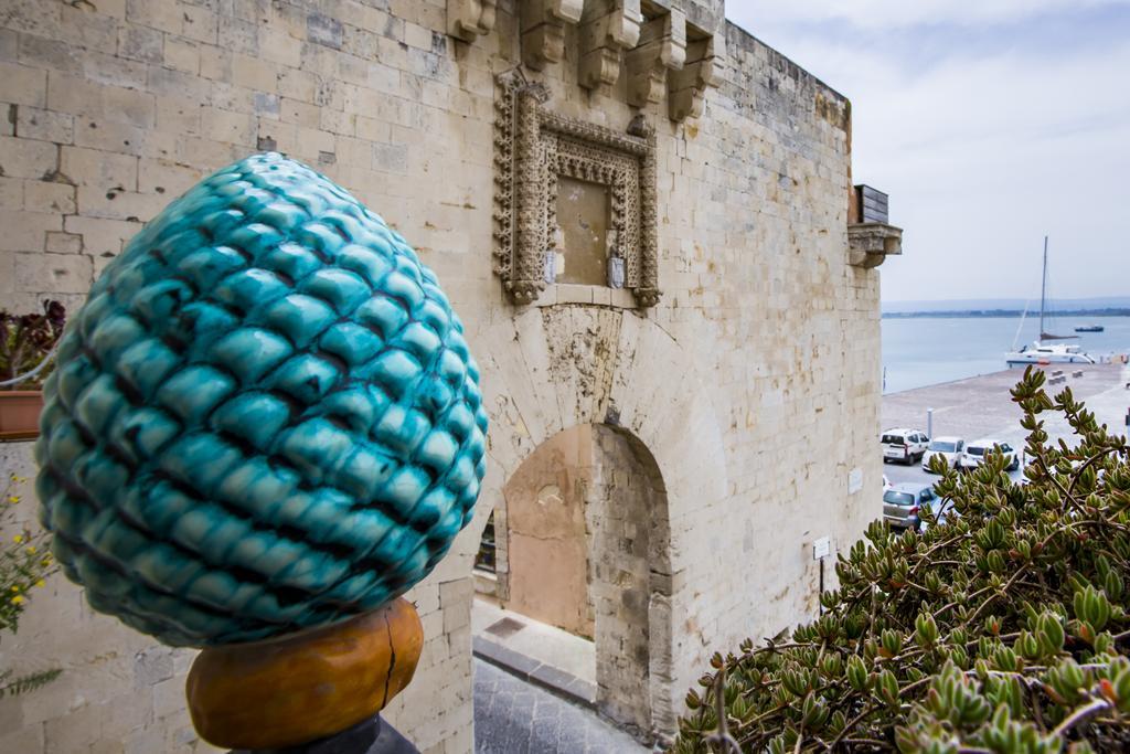 Palazzo Giunta - Porta Marina Ortigia Bed and Breakfast Συρακούσες Εξωτερικό φωτογραφία