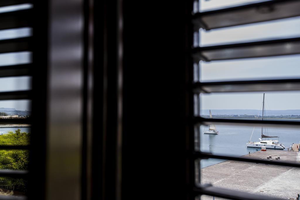 Palazzo Giunta - Porta Marina Ortigia Bed and Breakfast Συρακούσες Εξωτερικό φωτογραφία