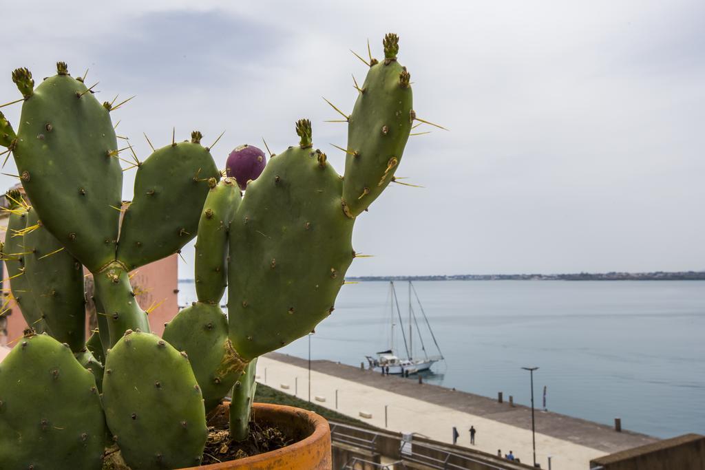 Palazzo Giunta - Porta Marina Ortigia Bed and Breakfast Συρακούσες Εξωτερικό φωτογραφία